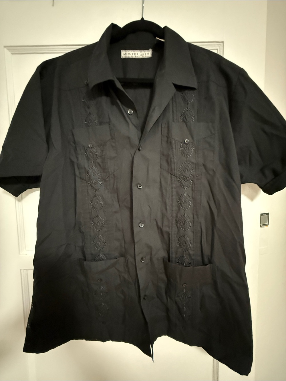 Monte Carlo Men's Black Embroidered Guayabera Button-Down Shirt Classic Sz L